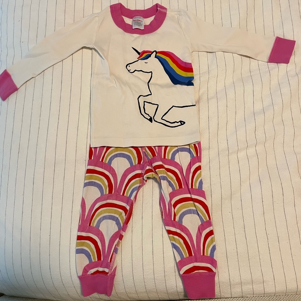 Hanna Andersson pajama set size 2T